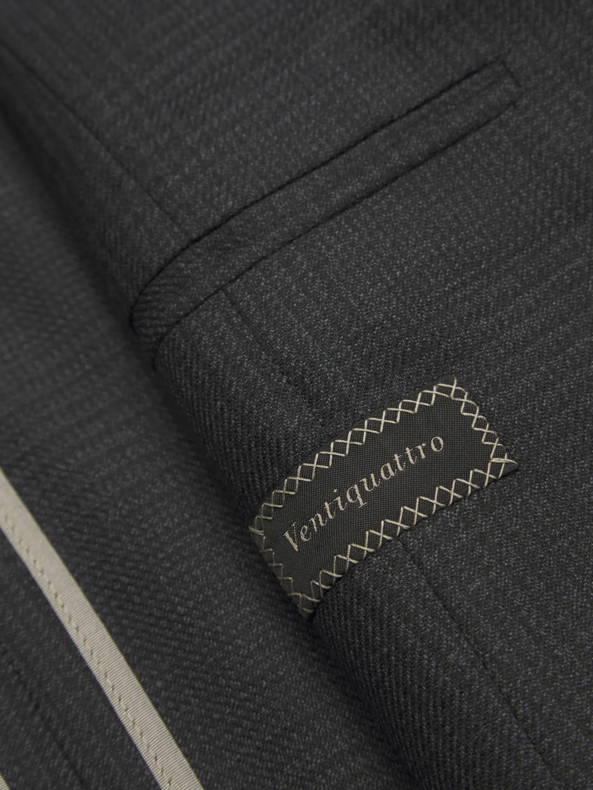 New Brioni glen plaid Super 150's responsible wool flannel Plume suit Charcoal grey